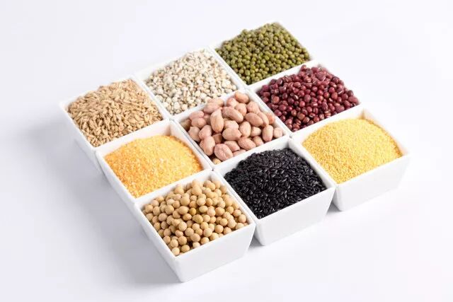 天气炎热的夏季，坐月子吃什么好？