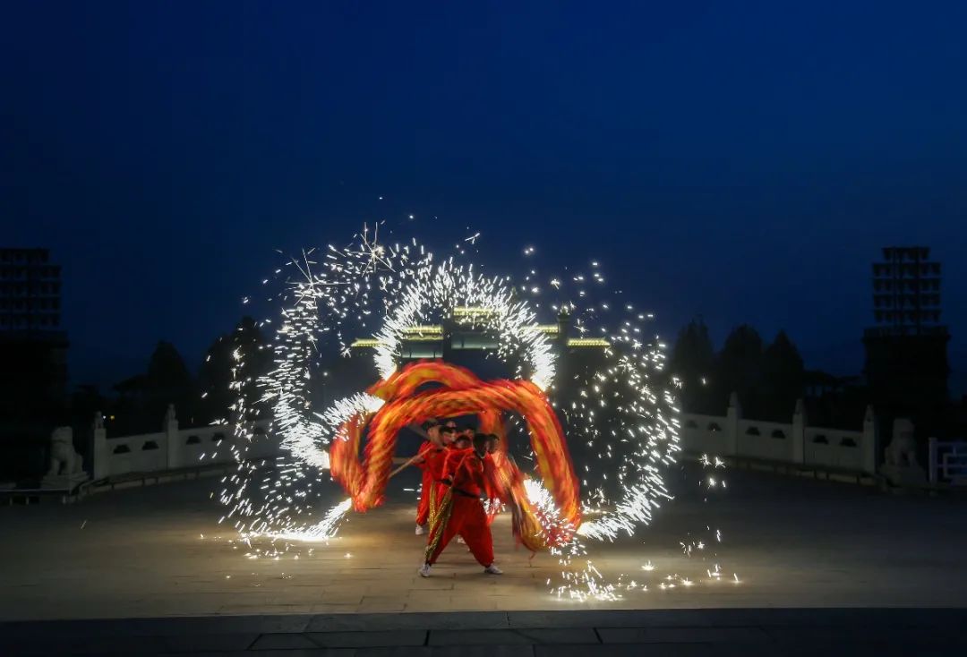 济宁南阳古镇元宵节图片