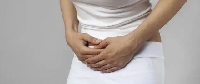 老婆痛经痛到休克，杭州丈夫坚持“生了二胎再治”！下一幕医生寒心至极……