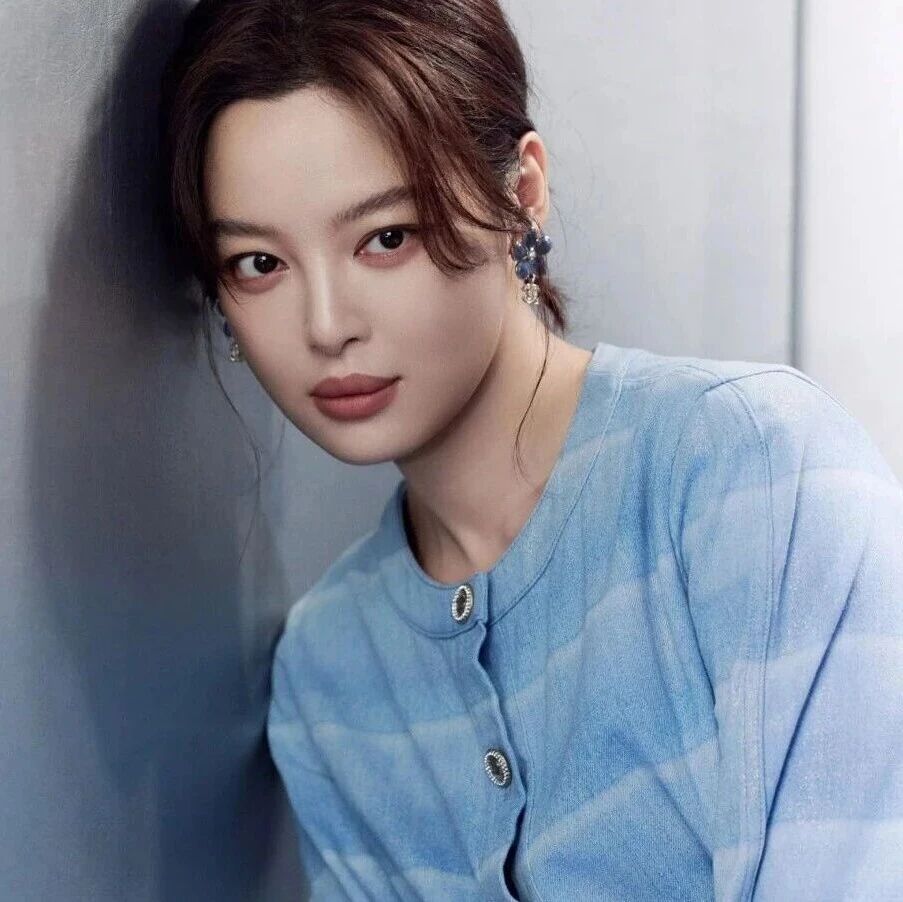 辛芷蕾要跟奥斯卡导演合作?黄晓明又要当爹了?刘晓庆和卓伟关系很好?沈腾白敬亭一起割韭菜?