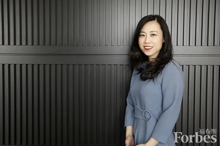 汇丰王浩静：以客为尊，打造国际化、科技赋能的开放式银行平台