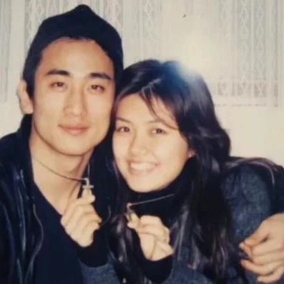 韩娱夫妇车仁表和申爱罗结婚30年了