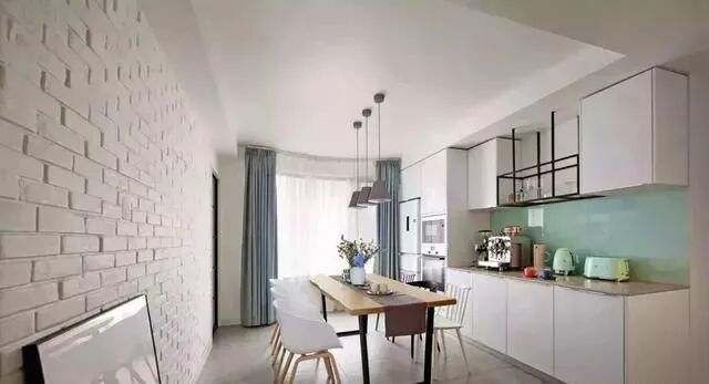 135㎡北欧风格，吸睛墨绿搭配高雅灰，打破常规，舒适完美