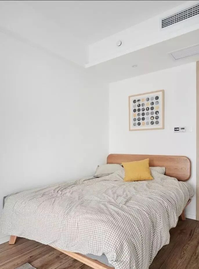 120m²三室北欧，白色搭配木色，经典组合百看不厌