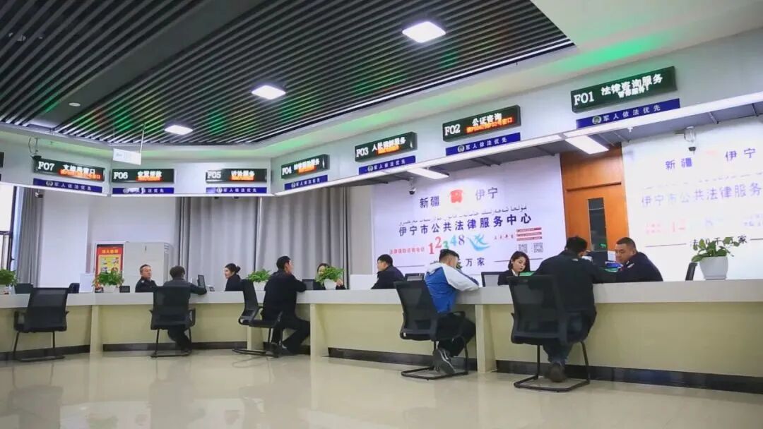 “公共法律服务触摸一体机”按下惠民服务“快捷键”