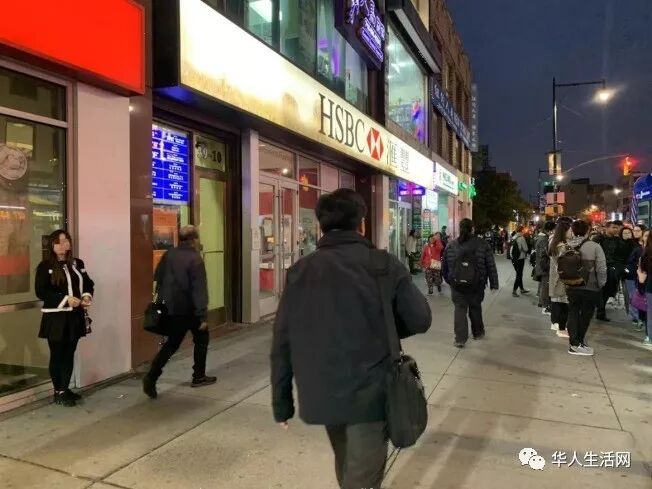 华女卖Y碰上FBI卧底，还敢这么嚣张，直接触碰敏感部位（组图） - 3