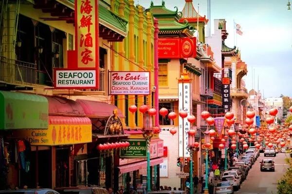 因为小费给的太少，两波华人大打群架，警察也被招来了（组图） - 5