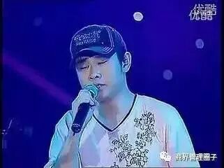 刀郎演唱《谢谢你》泪洒当场，致生命中帮助过你的人