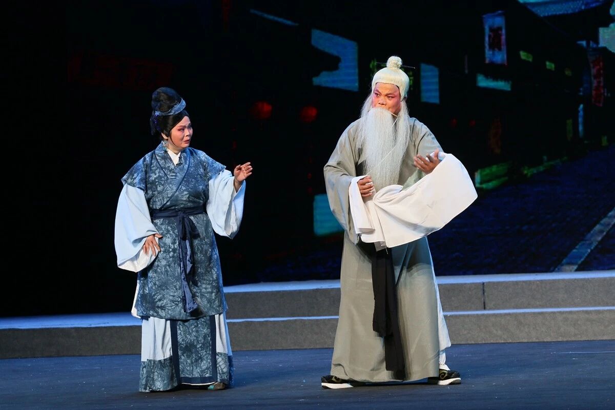 国家级非遗项目太康道情大戏红尘王钝在河南省儿童剧院鸣锣开唱