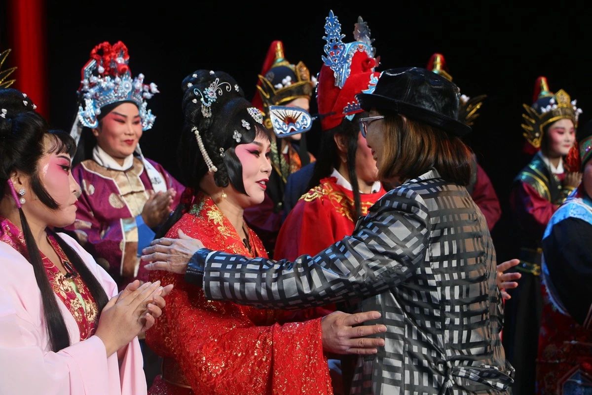 国家级非遗项目太康道情大戏红尘王钝在河南省儿童剧院鸣锣开唱