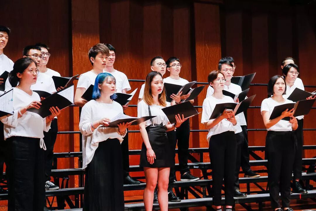 首届中国酷儿合唱节 | 重现「与光同行」现场 - 51虹马