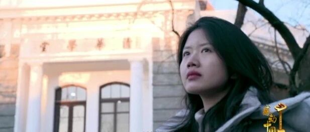 清华女生一夜爆红，父母身份揭秘，网友放心了：有这种背景的家庭，稳了！