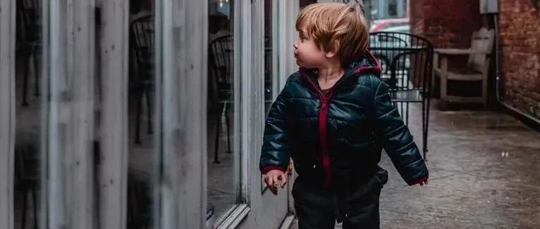 40年前，这个国家的教育内卷让人毛骨悚然，当它开始“双减”后，却变成了这样……