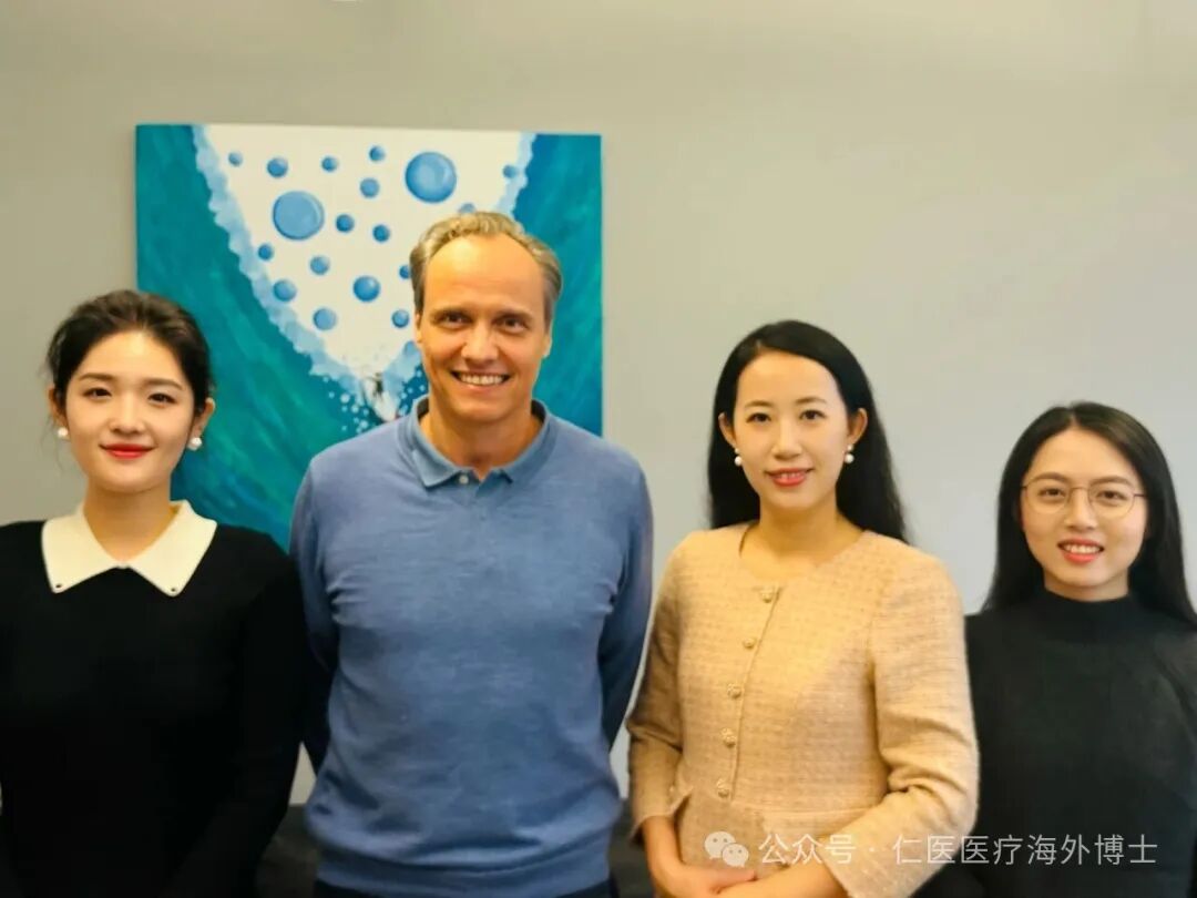 医学微生物学、免疫学与卫生学研究所副主任Markus Gerhard-高清修复版.jpg