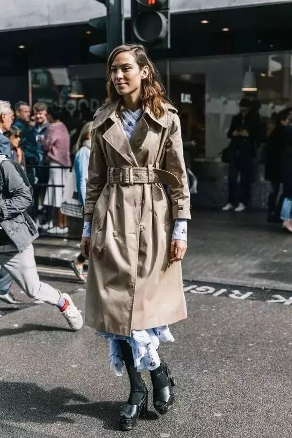 2019系上外套腰帶，超時髦！ 時尚 第17張