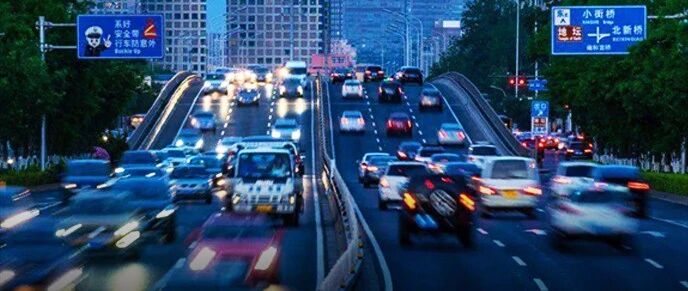 违章变道最遭人烦！这3种“匪司机”，你最想曝谁？