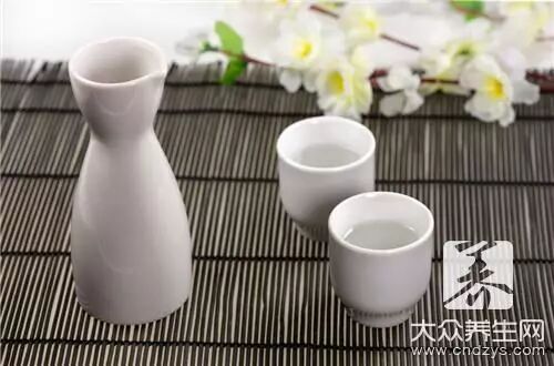 每天喝一点白酒的人，最后怎么样了？