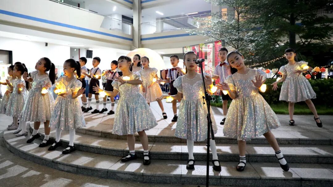 ����˫��ѧУ