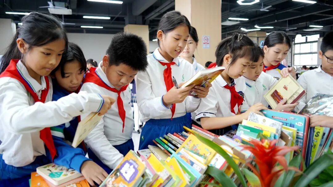 ����˫��ѧУ