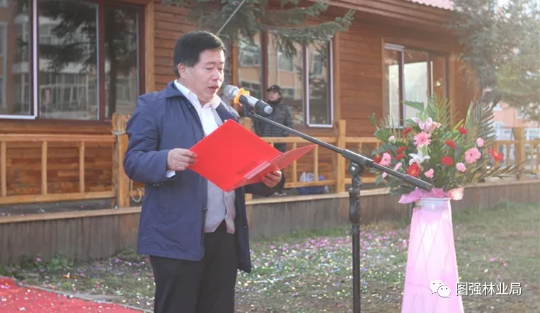 风景这边独好“边疆万里文化行”纪念石揭幕、中国老年书画院创作基地揭牌仪式在图强举行 风景这边独好“边疆万里文化行”纪念石揭幕、中国老年书画院创作基地揭牌仪式在图强举行