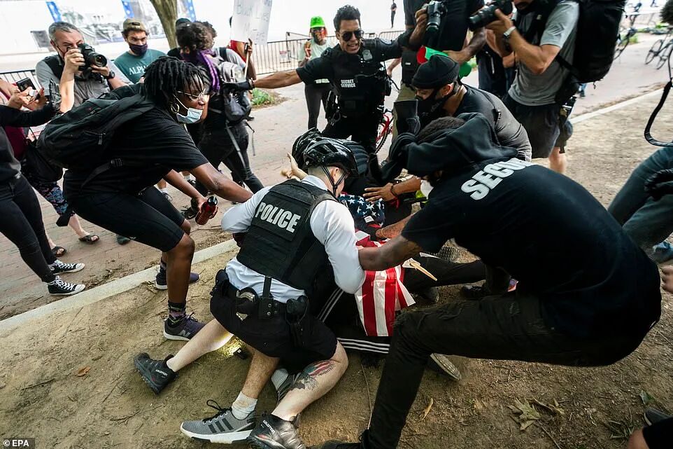 黑人之死引发全球怒火，澳洲也加入抗议阵营! 美国多城遭打砸抢，英加示威者走上街头…（视频/组图） - 26