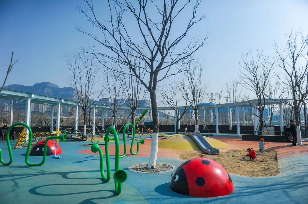 冬天的尽头是甩膘济南家门口的运动主题公园景美人少超燃脂怎能错过