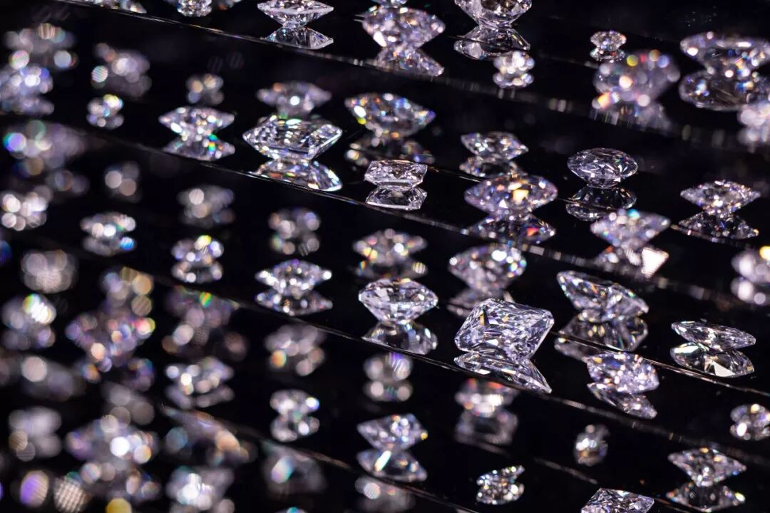 帆船酒店里面_帆船酒店一晚上多少钱_帆船酒店住一晚要多少人民币