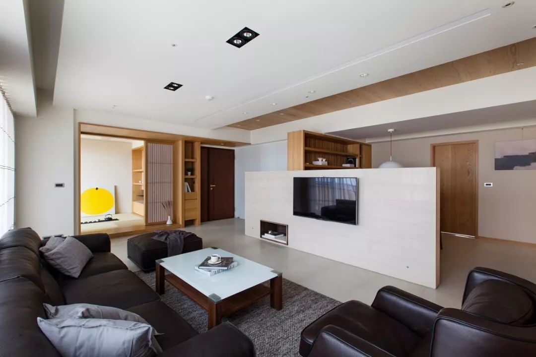 日式公寓，樸素原木詮釋優雅細膩的居家品味 家居 第17張