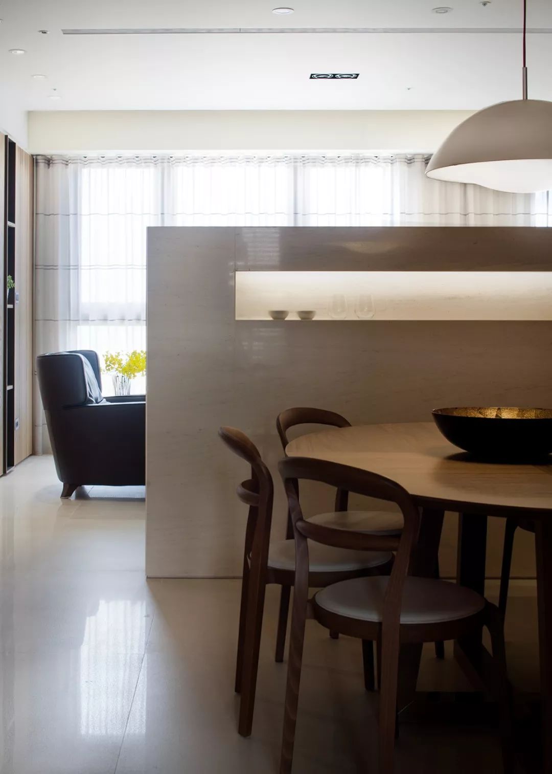 日式公寓，樸素原木詮釋優雅細膩的居家品味 家居 第21張
