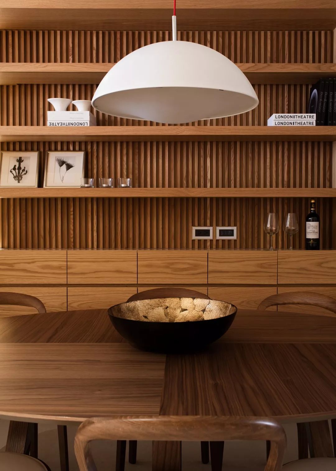 日式公寓，樸素原木詮釋優雅細膩的居家品味 家居 第20張
