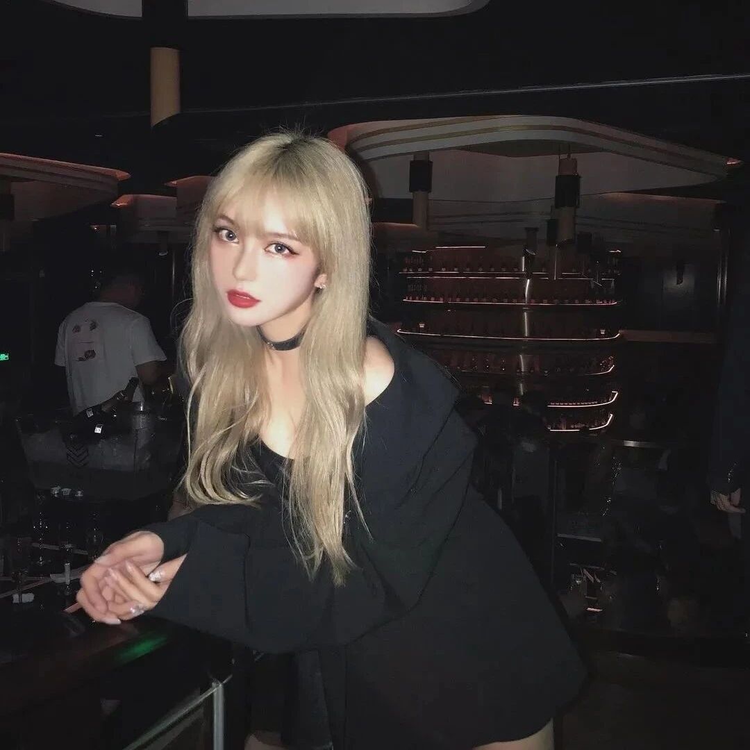 和罗志祥分手7个月后，周扬青终于要出道做女明星了...