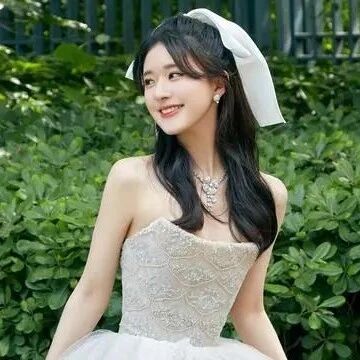 赵露思,被她妈害惨了