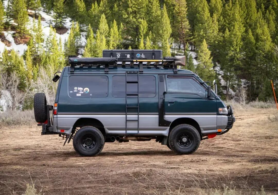 三菱得利卡四驱版!改为床车越野太爽了