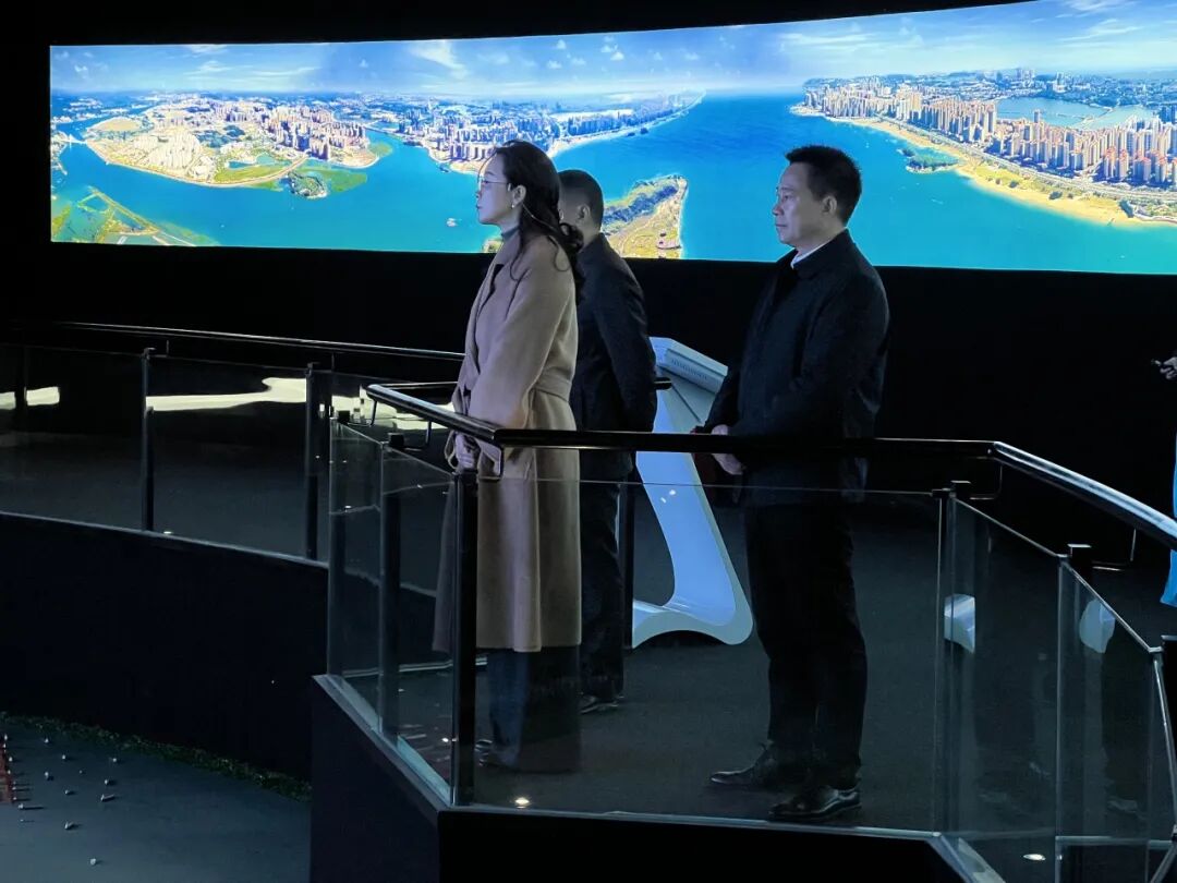 广西贸促会党组书记,会长杨雁