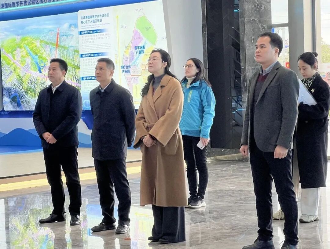 广西贸促会党组书记,会长杨雁