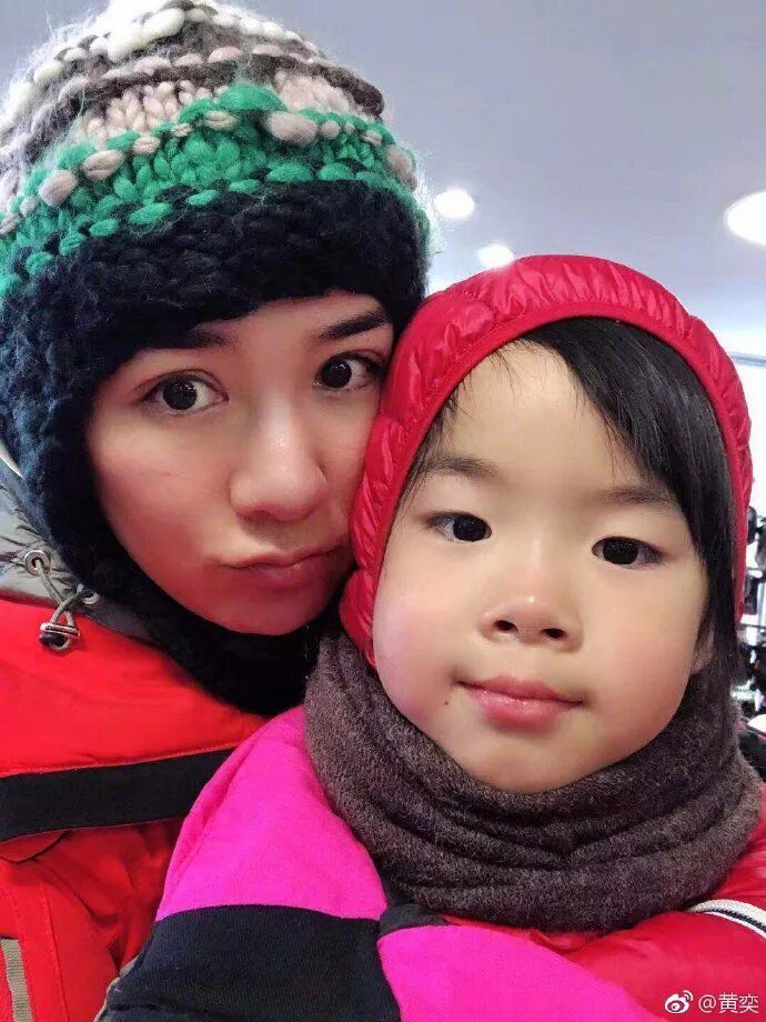 说黄奕是同性恋骗婚，还cue张国荣霍思燕！黄毅清作妖路上一去不复返了（组图） - 12
