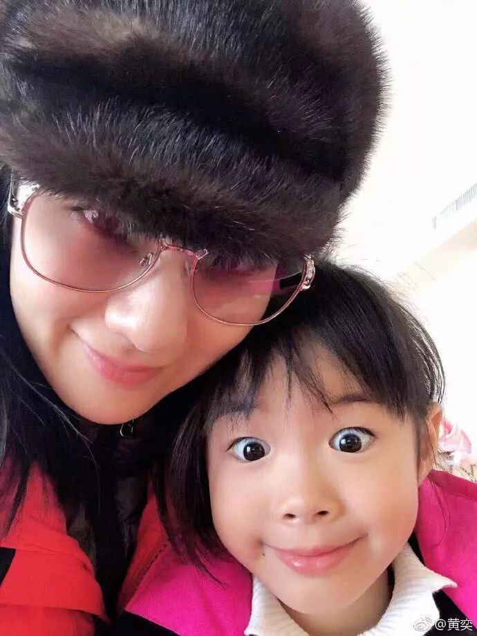 说黄奕是同性恋骗婚，还cue张国荣霍思燕！黄毅清作妖路上一去不复返了（组图） - 11