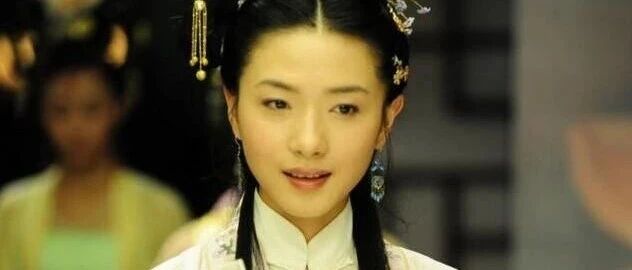 才女出上联：“膏可吃，药可吃，膏药不可吃”，书生的下联绝了