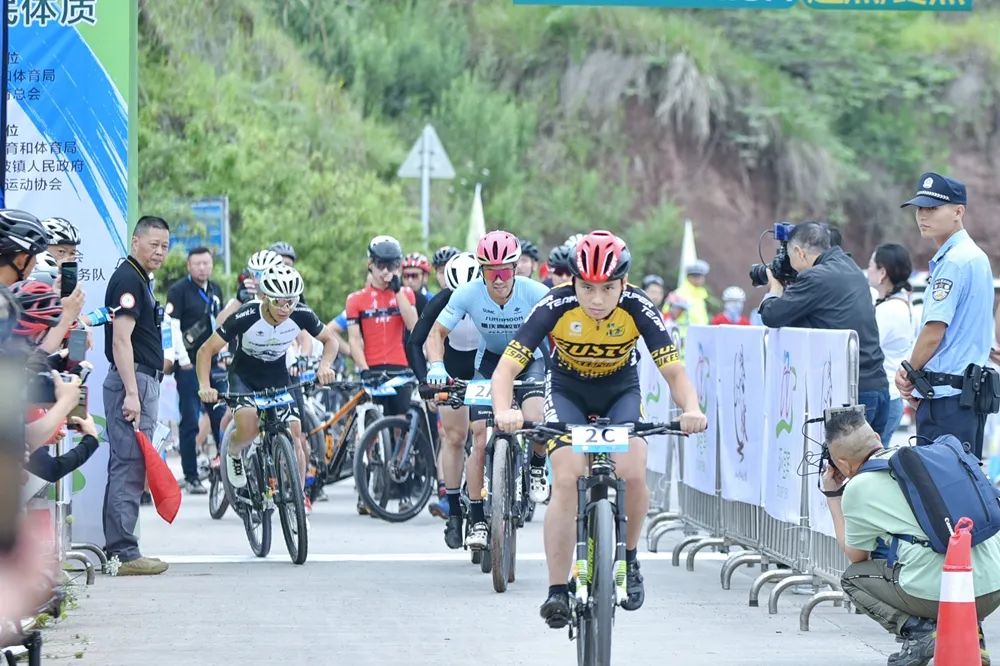 2023环宜宾(翠屏•思坡)团体计时自行车赛在翠屏区思坡镇举行(图14)