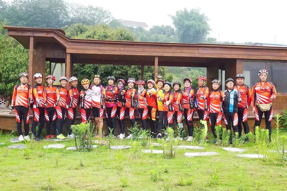 2023环宜宾(翠屏•思坡)团体计时自行车赛在翠屏区思坡镇举行(图11)