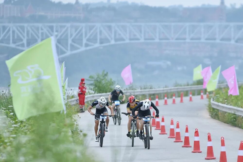 2023环宜宾(翠屏•思坡)团体计时自行车赛在翠屏区思坡镇举行(图19)