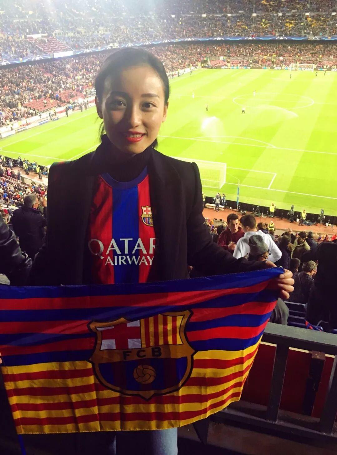 钢琴女孩视频_钢琴家英语_美女钢琴演奏家