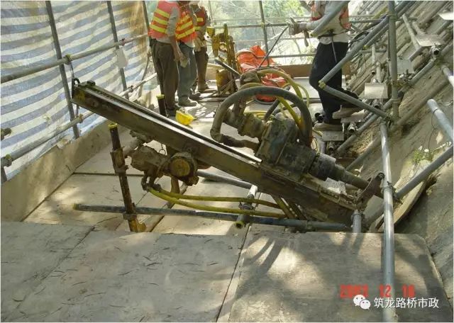 高速公路高边坡滑坡防治施工技术，真够详细的！的图67