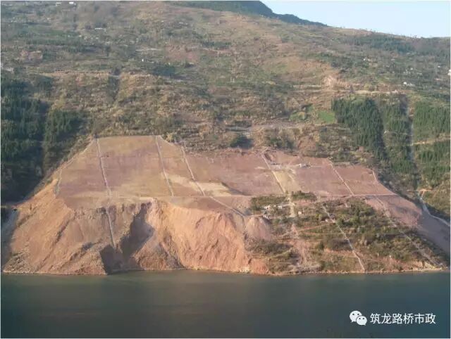 高速公路高边坡滑坡防治施工技术，真够详细的！的图26