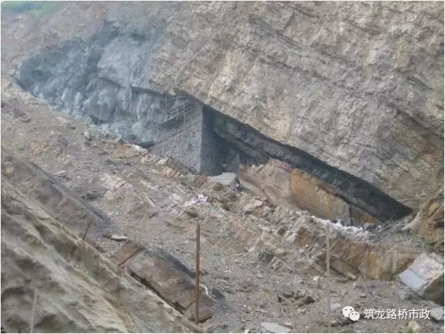 高速公路高边坡滑坡防治施工技术，真够详细的！的图30