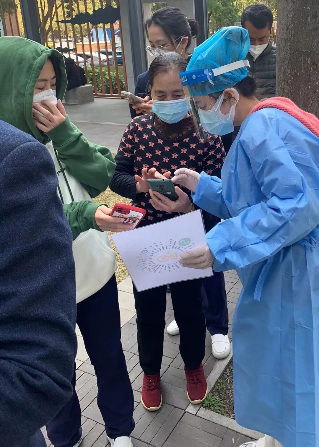 全力奋战疫往无前福南小学与附属幼儿园教师志愿者在行动