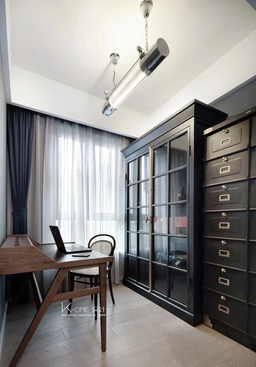 装修效果图丨171㎡简约美式风格新房装修，静逸孔雀蓝美宅