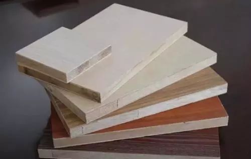 復合板木地板|什么是實(shí)木復合板？
