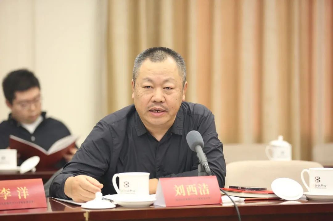 刘西洁（西安美术学院中国画学院院长）：新时代画院创作与人才培养座谈会纪要