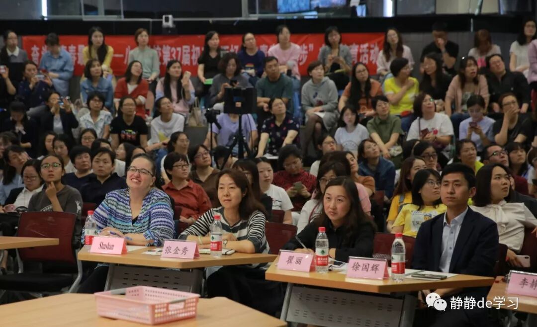 连续两年 英文_连续英文_英文儿歌视频大全连续播放